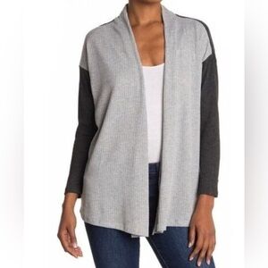 Bobeau Gray and Black Cardigan Sweater - medium